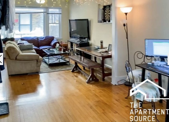 Photo - 2733 N Wayne Ave (Chicago, IL)