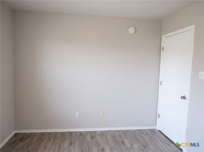 Foto del edificio - 2704 Edgefield St