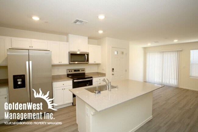 Building Photo - Brand New Two Story 3Bdm 2.5Ba Townhome in...