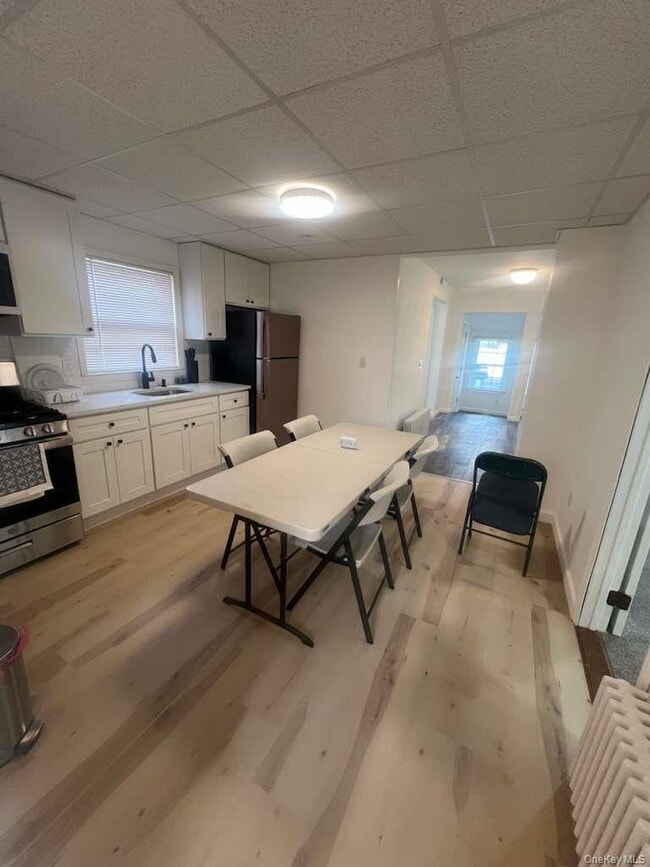 Foto del edificio - 223 S 8th St