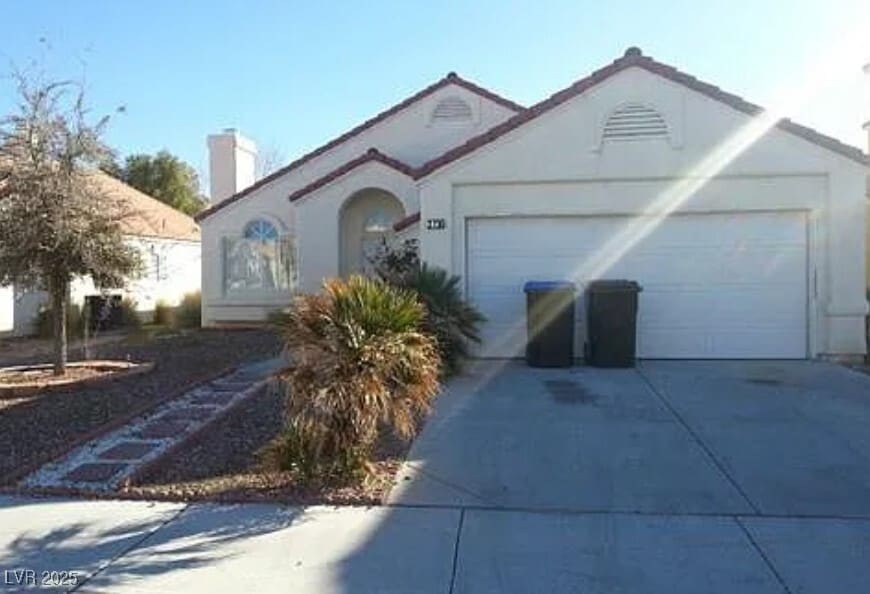 Primary Photo - 3736 Rose Canyon Dr
