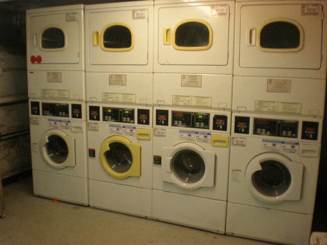 Foto del edificio - 3721 80th St