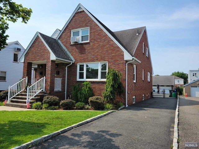 Foto del edificio - 43 Clark Ct