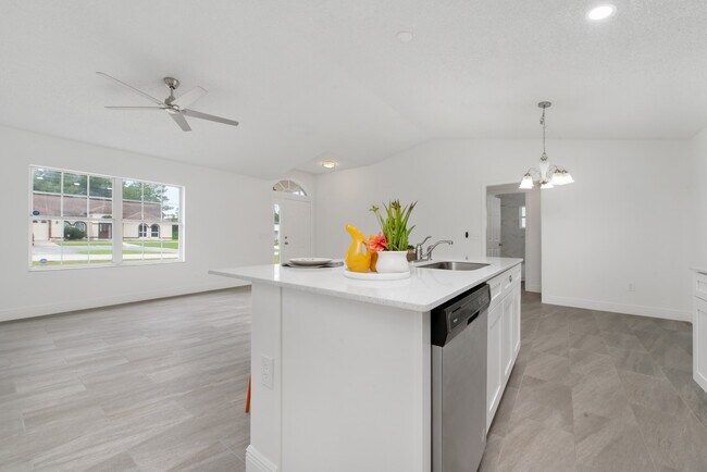 Foto del edificio - 14107 SW 33rd Court Rd