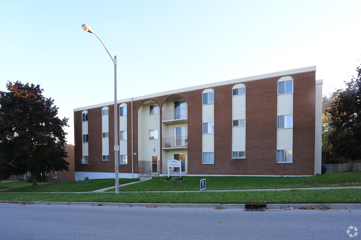 Photo du bâtiment - Chicopee Terrace