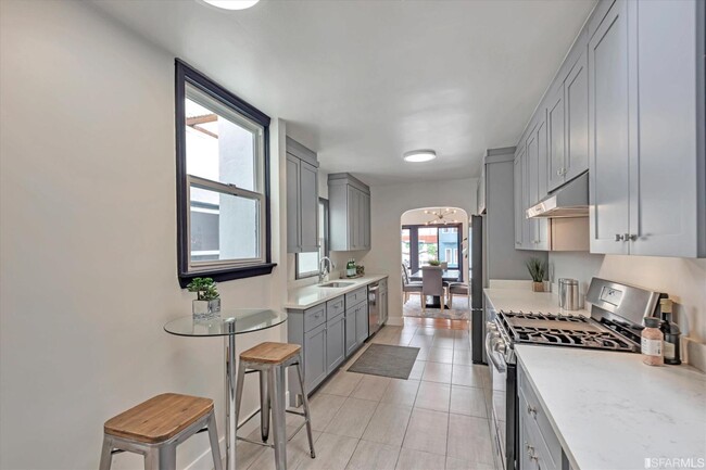 Building Photo - 4412 Cabrillo St