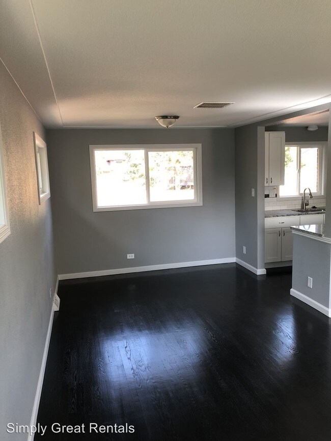 Building Photo - 5 br, 2 bath House - 2343 Paris St