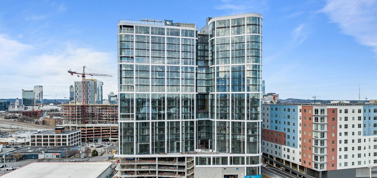Albion in the Gulch Apartments in Nashville, TN