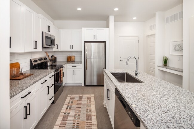 Building Photo - The Remy Apartments at LaGrange