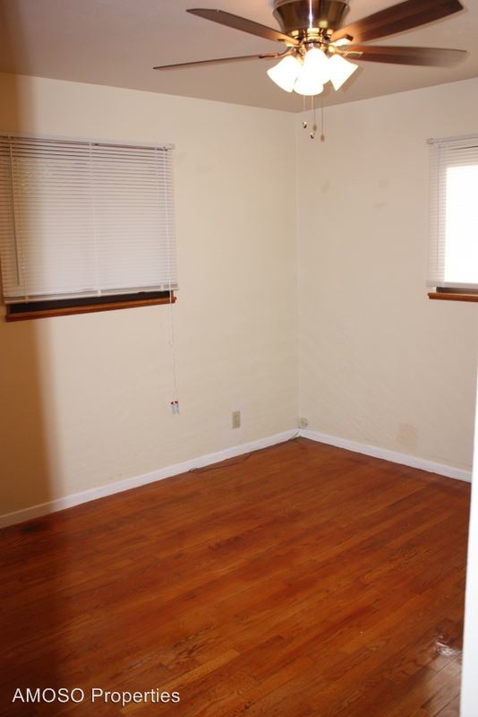 Building Photo - 3 br, 2 bath House - 10881 Spring Garden Dr