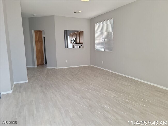 Foto del edificio - 824 Painted Vista Ave