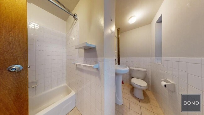 Foto del edificio - 328 E 14th St