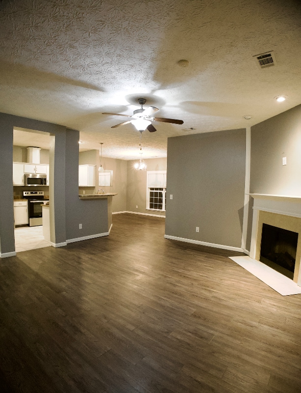 Building Photo - 12 Harding Dr