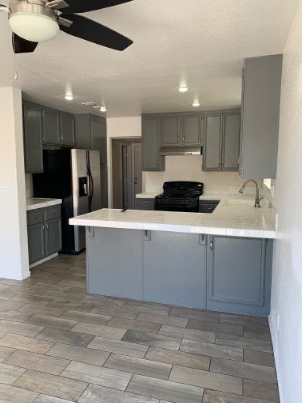 Foto del edificio - 5902 Rose Sage St