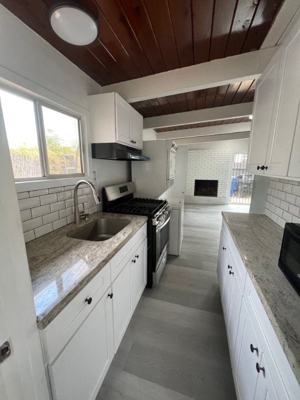 Photo - 1405-1405 Crenshaw Blvd Apartment