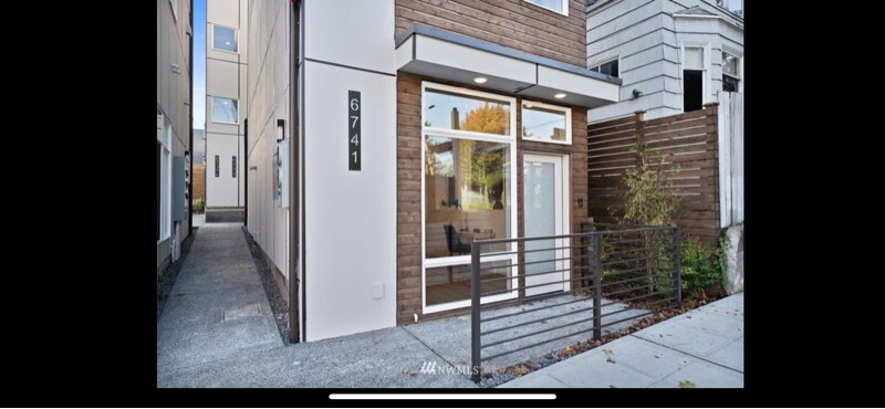Foto del edificio - 6741 15th Ave NW