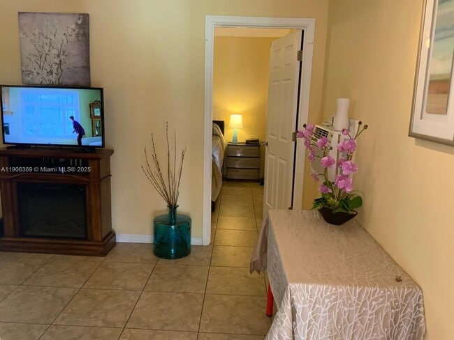 Foto del edificio - 2618 Lincoln St