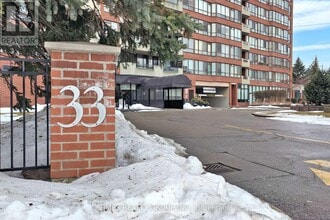 Building Photo - 33 Weldrick Rd E