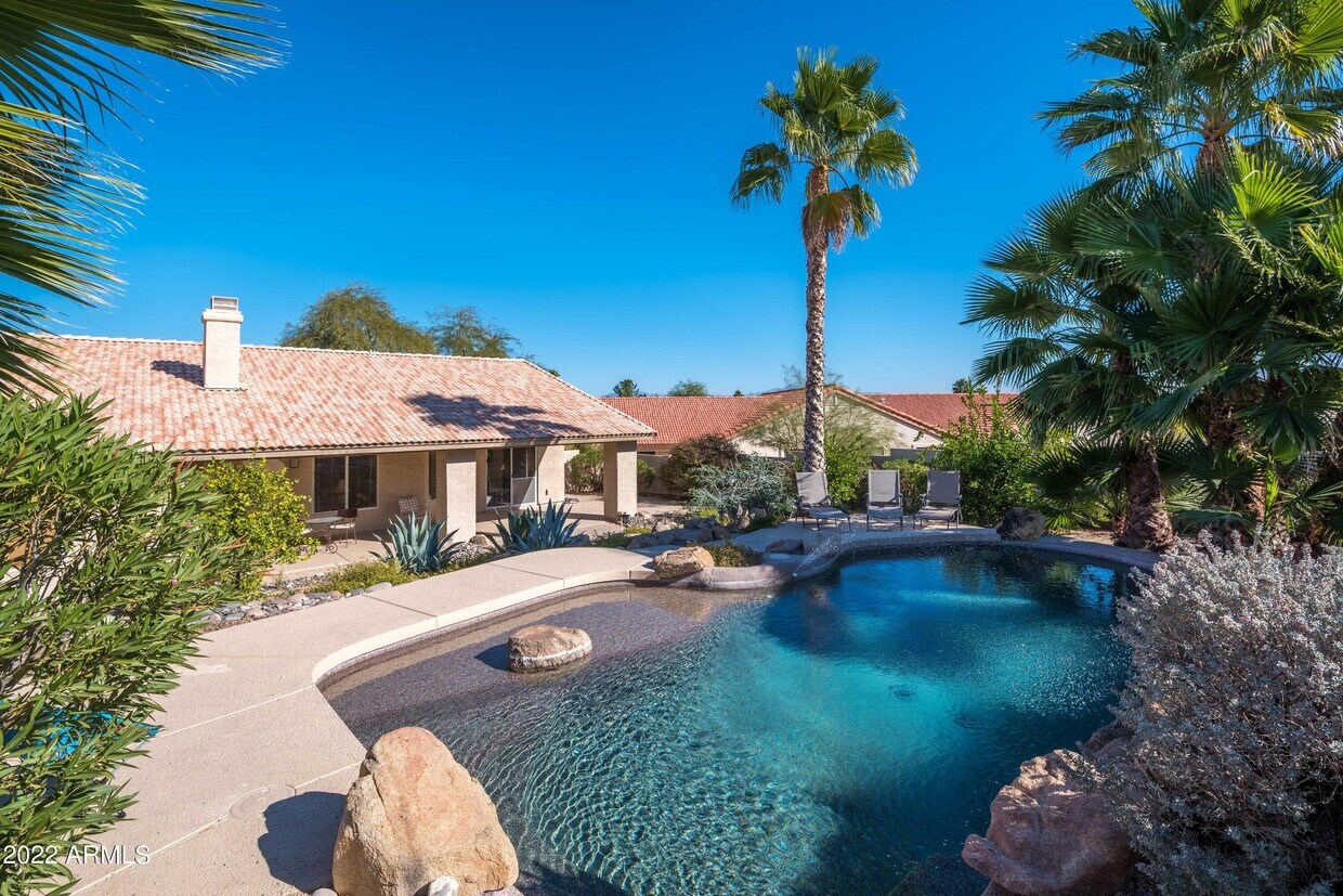 Primary Photo - 14224 N Edgeworth Dr