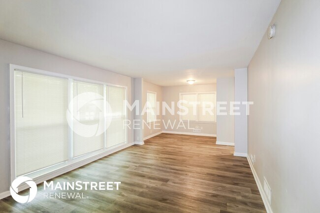 Building Photo - 3717 Loren Dr