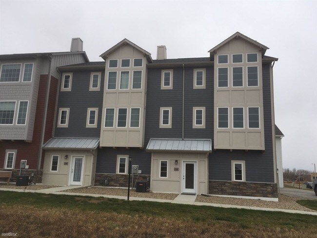 Building Photo - 3 br, 2.5 bath  - 3168 Sullivan Loop