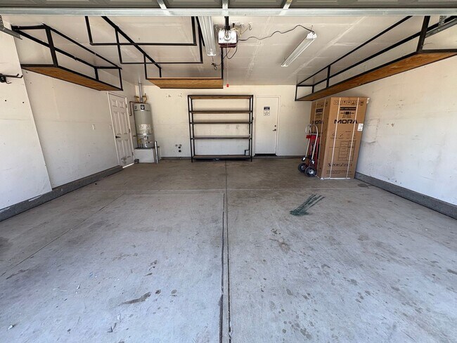 Building Photo - 429 N Amador St
