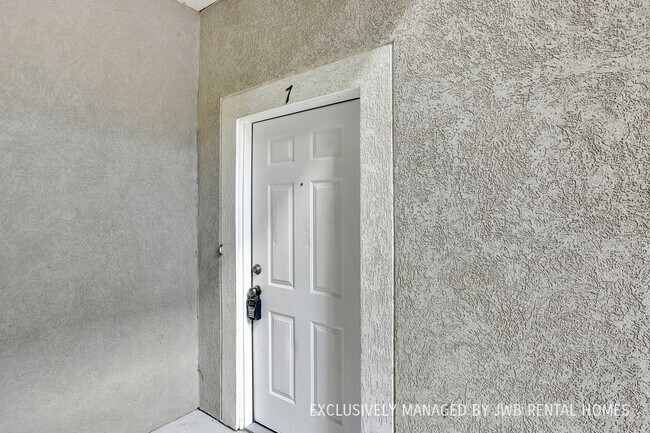 Building Photo - 5051 Playpen Dr