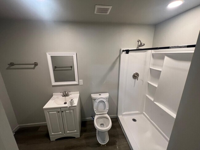 Foto del edificio - 238 Helen St