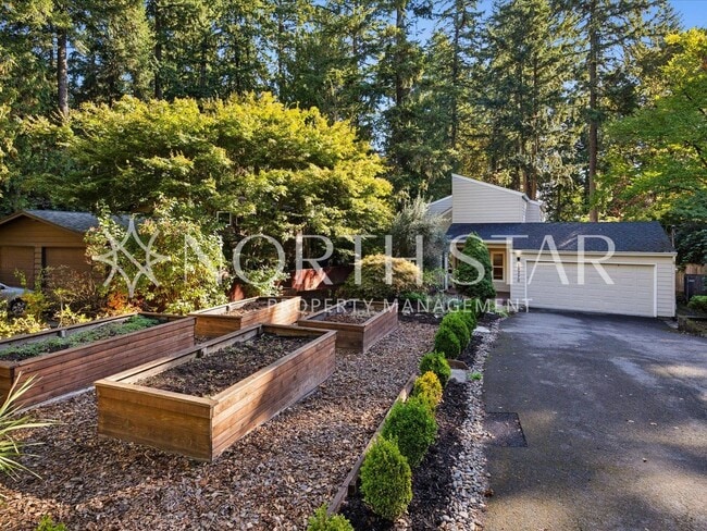 Building Photo - Lake Oswego Home for Lease – Fully Remodeled