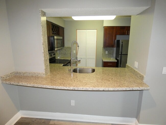 Building Photo - 2280 E Preserve Way