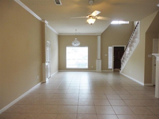 Foto del edificio - 13143 Mills River St