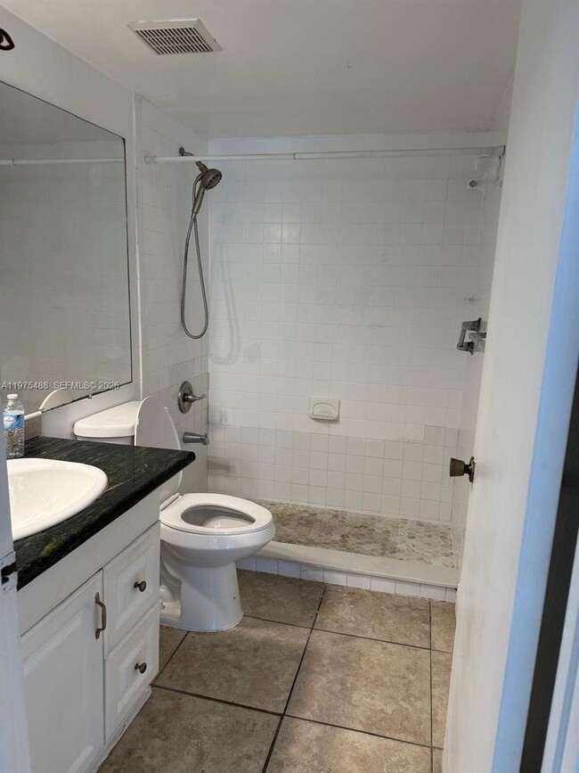 Building Photo - 15781 SW 106th Terrace