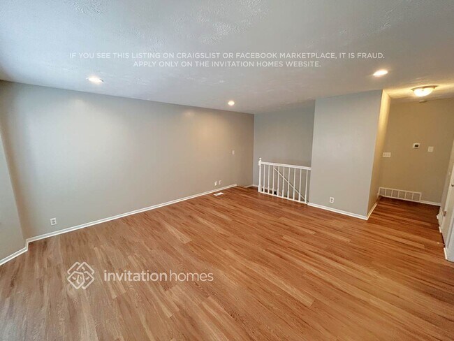 Building Photo - 4980 Shooting Star Ave
