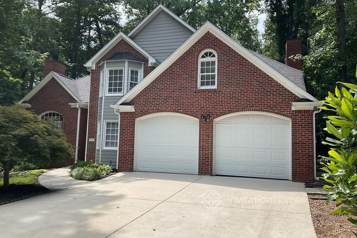 Foto principal - 560 Laurel Wood Ct