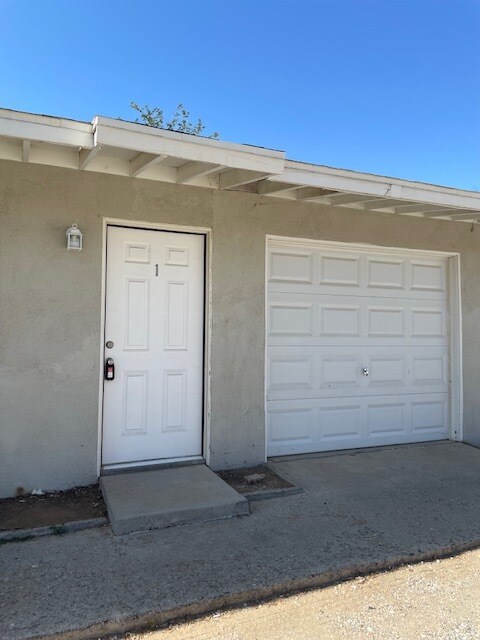 Building Photo - 7466 Cherokee Trl