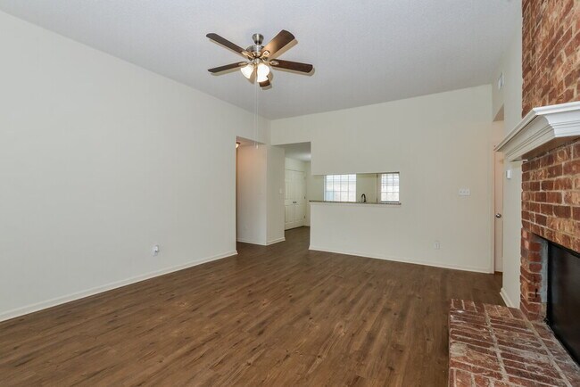 Building Photo - 6801 College Park Cove
