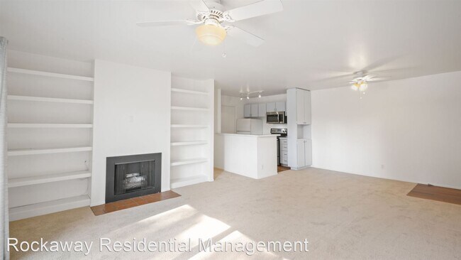 Building Photo - 2 br, 2 bath House - 207 BOARDWALK AVE. #H