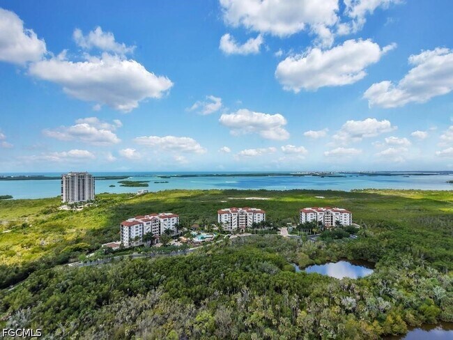 Foto del edificio - 4810 Pelican Colony Blvd