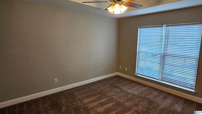 Foto del edificio - 228 Hillcrest Dr