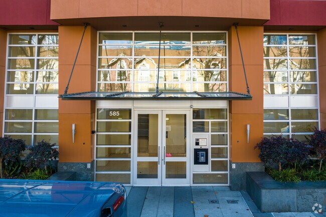 Entrance - Market Square Homes