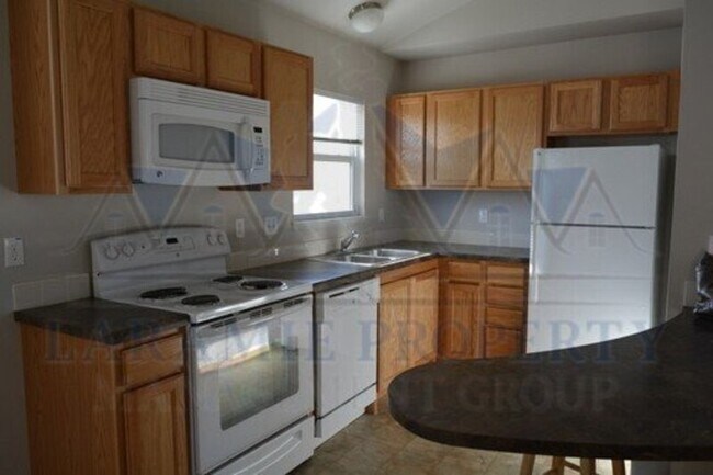 Foto del edificio - 415 Mitchell St