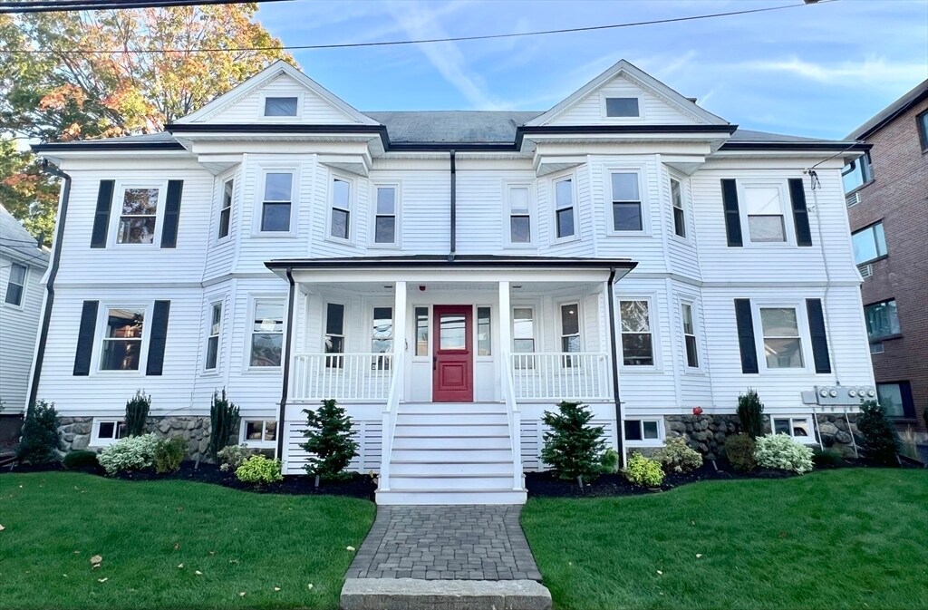 Primary Photo - 49 Walnut St