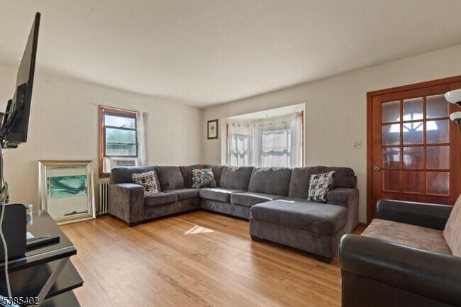 Foto del edificio - 27 Harrison Ave