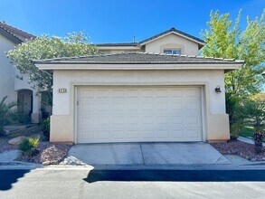 Building Photo - 925 Ortega Hill