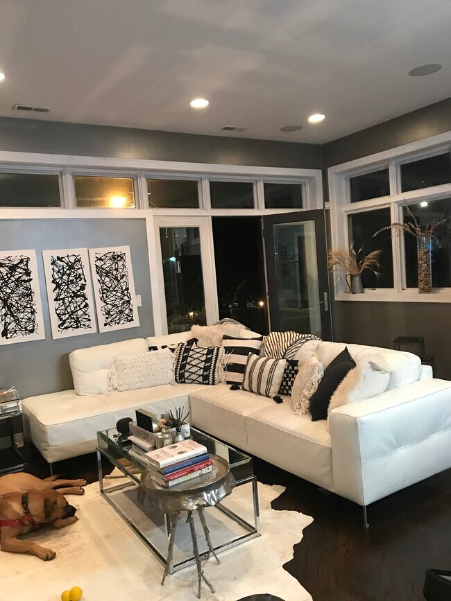 Foto del edificio - 7200 W Palmer St