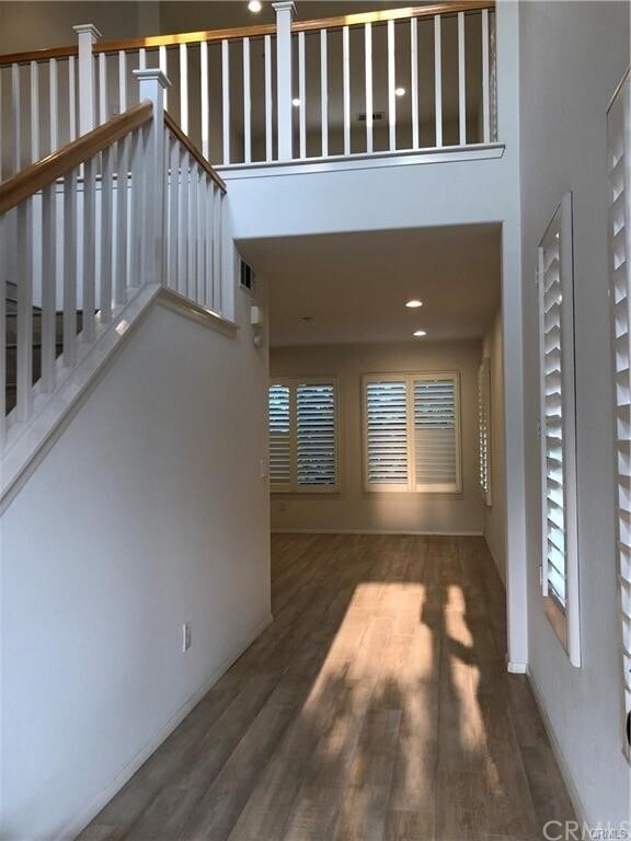 Building Photo - 462 Hummingbird Dr