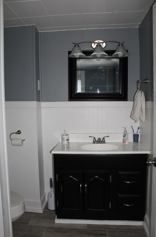 Building Photo - 52 Broome St