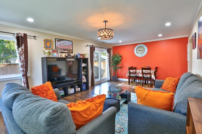 Building Photo - 35532 Cabrillo Dr
