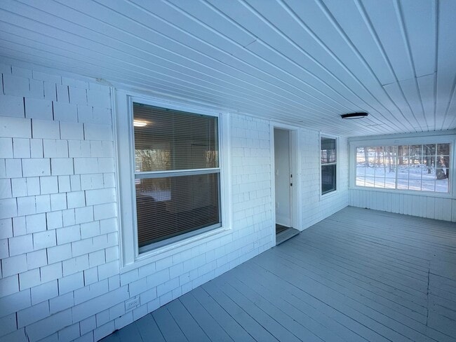 Foto del edificio - 24 Grandview Rd