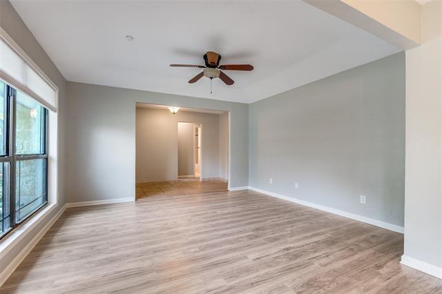 Foto del edificio - 6220 Glennox Ln